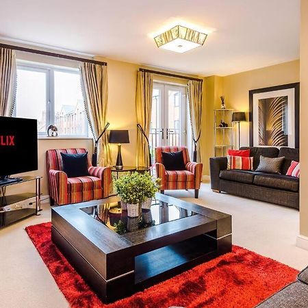 Stylish Townhouse Chester City Centre With Parking Zewnętrze zdjęcie
