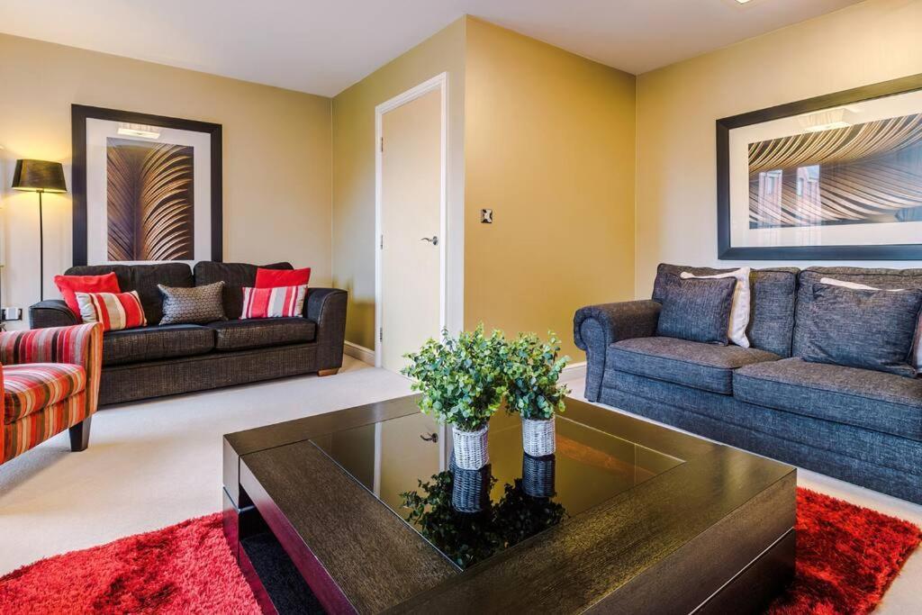 Stylish Townhouse Chester City Centre With Parking Zewnętrze zdjęcie